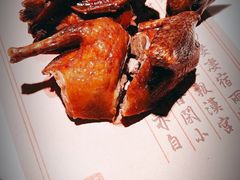 酱爆脆皮乳鸽-姜君·千岛湖鱼头馆(浦东大道店)