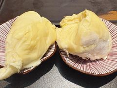 -铭牛烧肉·和牛海鲜自助(高新月牙湖店)