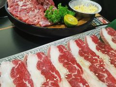-極屋鮨牛 · 烧肉酒场(时代C馆店)