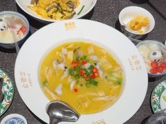 -渔语鱼新川菜Bistro(万象天地店)