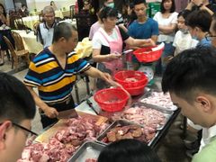 -标记美食新鲜猪杂(兴南大道店)