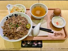 -熊吞·大碗丼烧肉饭(济宁万达广场店)