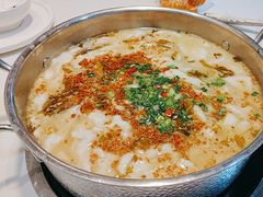 -德林酸菜鱼火锅(南丹店)