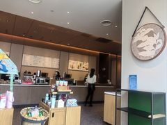 -星巴克臻选(呼和浩特维多利摩尔城店)