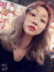 -艾米莉 烫染沙龙