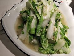 -小凤庭·地道湖北菜武昌鱼·藕汤(38年黄鹤楼店)