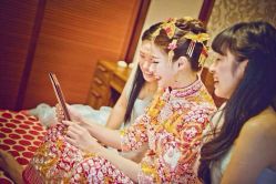 -LOVE SHINE婚纱·红鼎庄龙凤褂·妈妈装定制