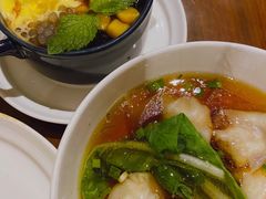 鸡汤小馄饨-眉州东坡·熊猫主题餐厅(枫蓝店)