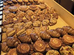 -LANLIZI BAKERY(COSMO店)