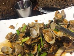 -蚝堡海鲜·威海菜·海肠捞饭·烧烤·亚洲吃蚝公司(幸福门店)