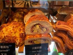 火腿奶酪-81BAKERY(大学路店)