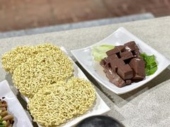 -墨脱石锅椰子鸡•香草鸭•东山羊(大东海店)