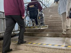 -常熟路(地铁站)