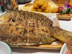 -亚伟瓦罐面美食城(淇县总店)