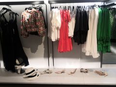 -ZARA(万达广场二七店)