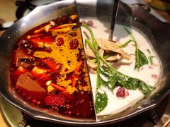 -湊湊火锅·茶憩(杭州湖滨银泰in77店)