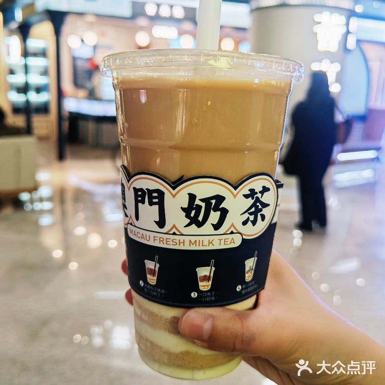 不喝奶茶的我也被这家店圈粉了！[色]