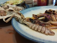 -三姐妹·海鲜大排档