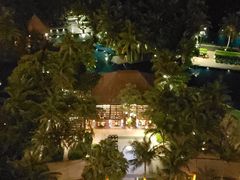 -三亚湾海居铂尔曼度假酒店