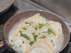-无名氏宵夜小摊(祝家三姐妹馄饨店)