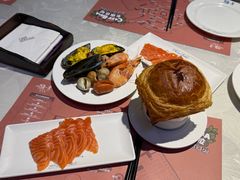 -四海一家自助餐(益田假日广场店)