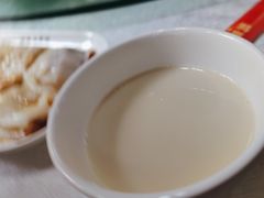 -冰泉豆浆馆(白云山总店)
