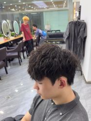 -藤野造型烫染·漂发