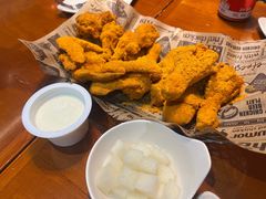 -BHC炸鸡(明洞总店)