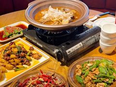 -隔壁老王·家常云南菜(皇冠店)