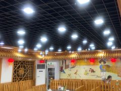-屯老二农家铁锅炖·行业领军者(梅江店)