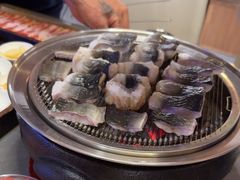 -围炉肉舍•炭烤活鳗•丹东海鲜烤肉(步行街店)