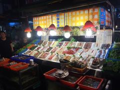 -六合夜市
