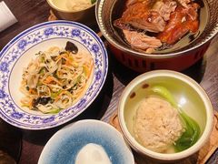 -古都历食南京菜·烤鸭·鸭血粉丝·汤包(南京博物院店)