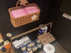-铭牛烧肉·和牛海鲜自助(高新月牙湖店)