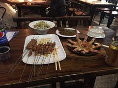 -亮亮烧烤(万松园店)