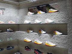 -SALOMON萨洛蒙(北京王府中环店)