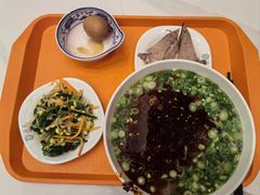 -德元兰州纯汤牛肉面(龙阳路店)