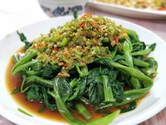 剁椒藤菜-洪霞餐馆