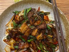 小炒肉拌面-醉牛腩·面小馆