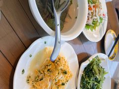 银鱼炒蛋-湖山人家·湖景餐厅·特色农家菜(太湖西山店)