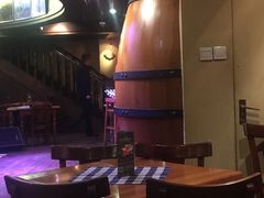 -皇冠自酿啤酒坊(中国红街5号楼店)