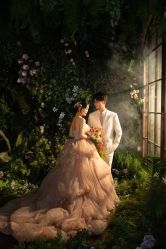 -雪中彩影婚纱摄影·微光艺术中心