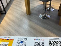 -天空之镜眼镜店蔡司依视路配镜授权零售店(望京颐堤港店)