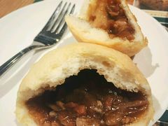 酥皮焗叉燒包-添好运点心专门店(百老汇店)