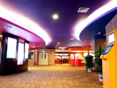 等候区-中影国际影城(兰生大厦CINITY LED店)