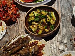 -老街烧烤大排档·地道湖北菜·龙虾馆(汉口火车站店)
