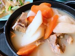 纳西腊排骨炖山药汤-丽江金茂凯悦臻选酒店-滇香馆