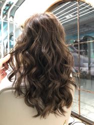 -BULB STUDIO 巴柏明星发型工作室