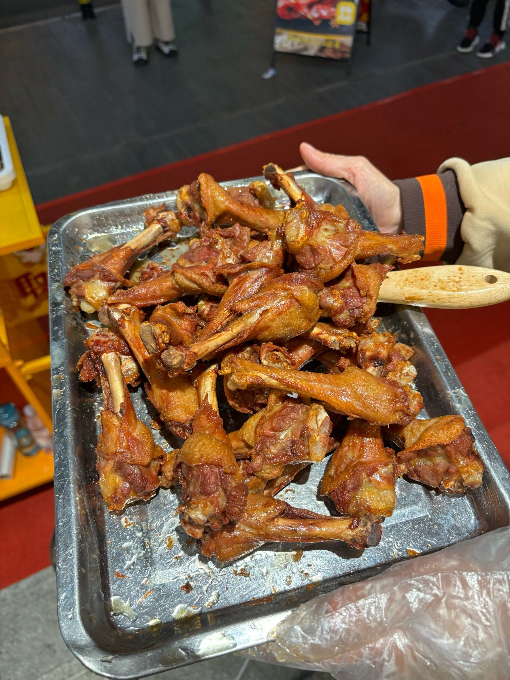 领到了免费香酥鸭翅根🍗香迷糊啦