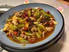 -茅台镇网红溶洞餐厅·茅帮菜馆